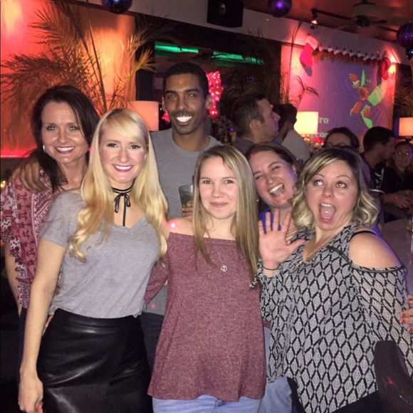 Meet your Posher, Holly - Picture 6 of 8